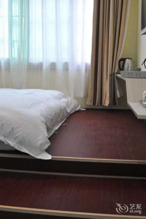Zhangjiajie Tiantian Express Hotel