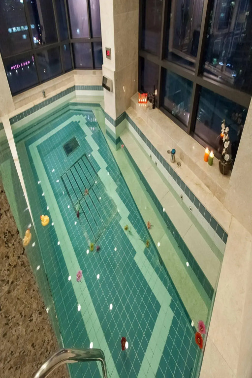 Hotel Pharos