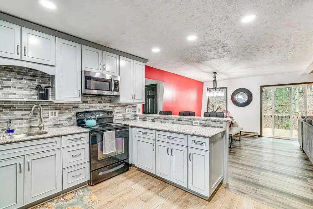 Wooded Tobyhanna Home w/ Fire Pit & Lake Access!