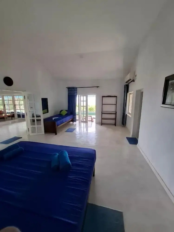 Shore Beach Villa