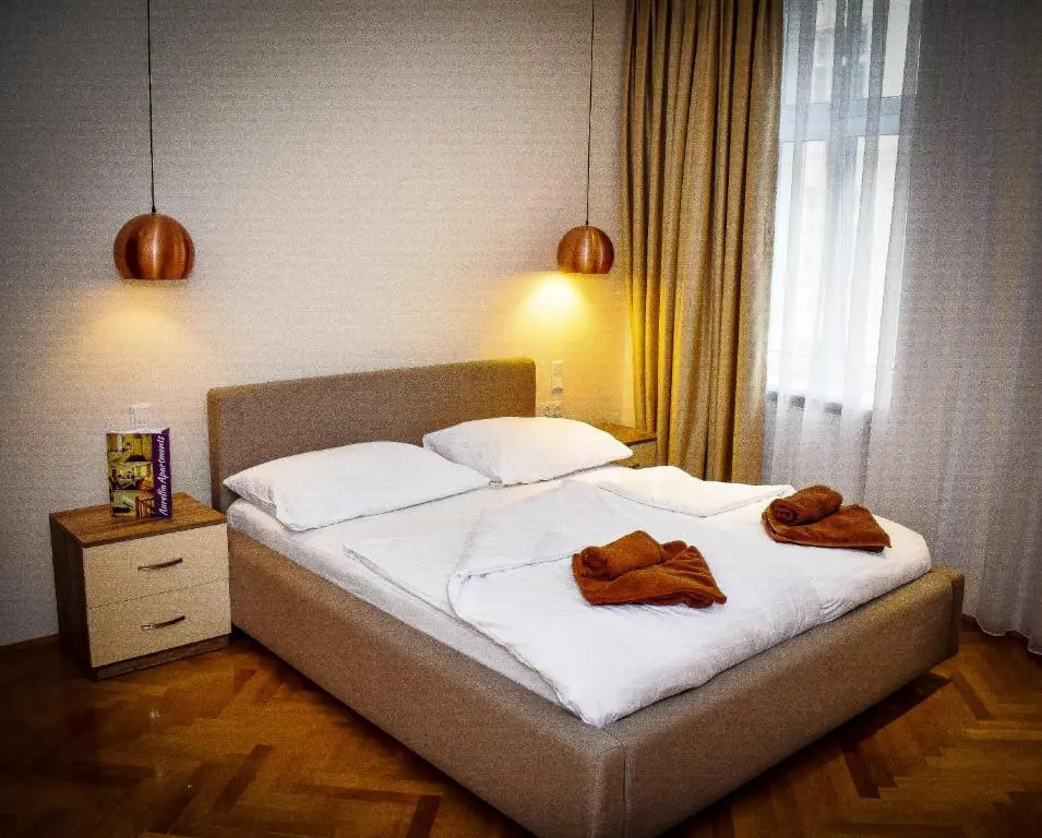 Aurellia Apartments