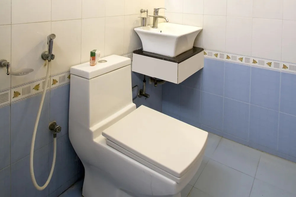OYO 7552 Hotel SVM Grand
