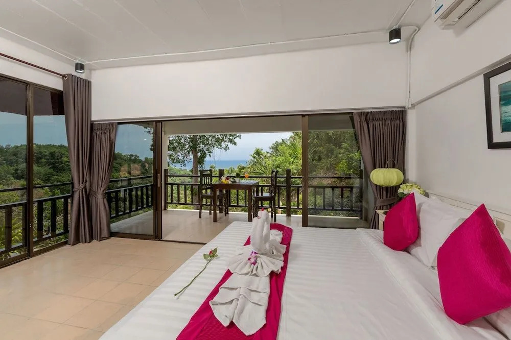 Grand Pool Villa