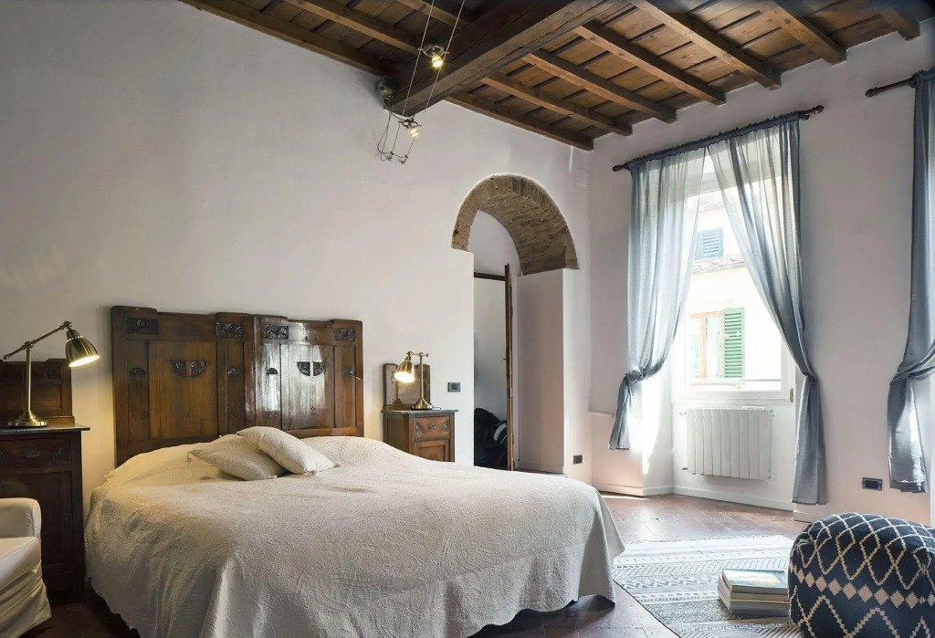 A Few Steps to The Duomo Perfect 1BD Apt