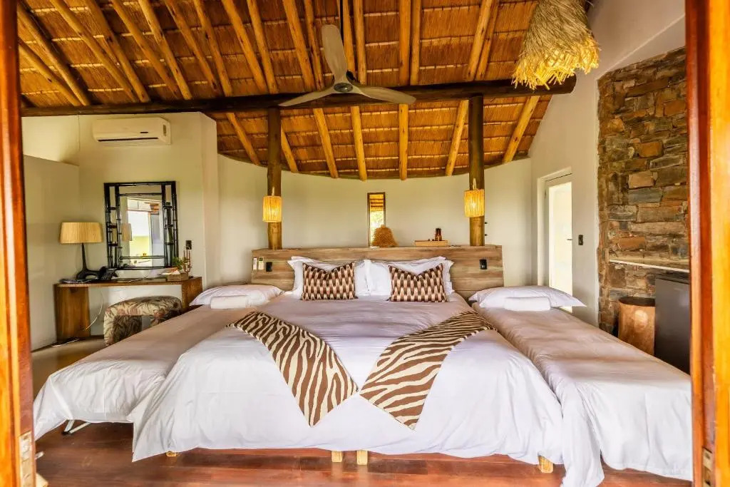 Buffalo Ridge Safari Lodge