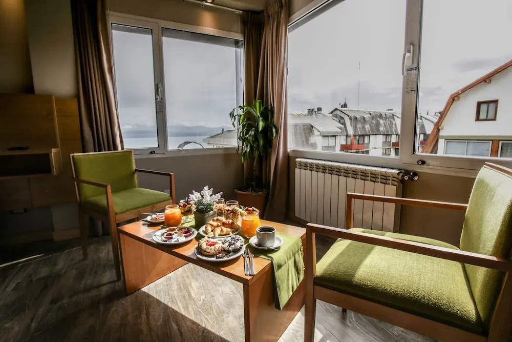 Colonial Hotel Bariloche