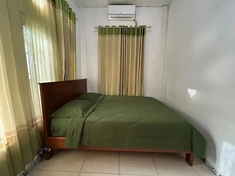 FOUR-G Home Stay & Komodo Tour