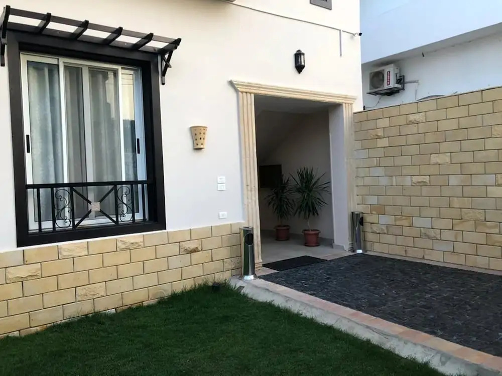 Royal Home Villa Apartment