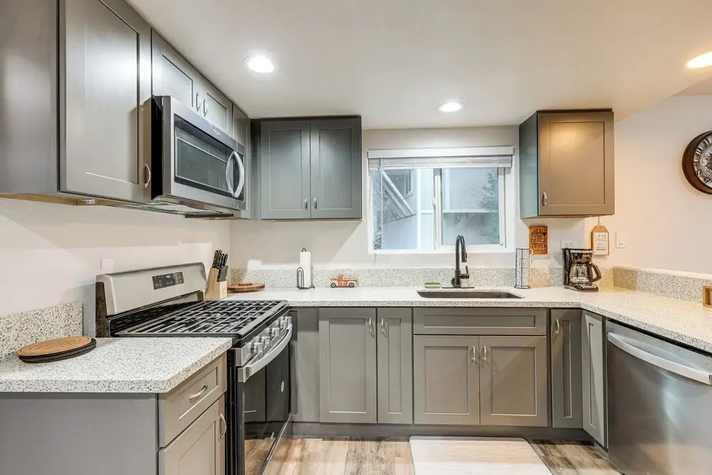 1 Mi to Lake Gregory! Updated Family Home w/ Deck