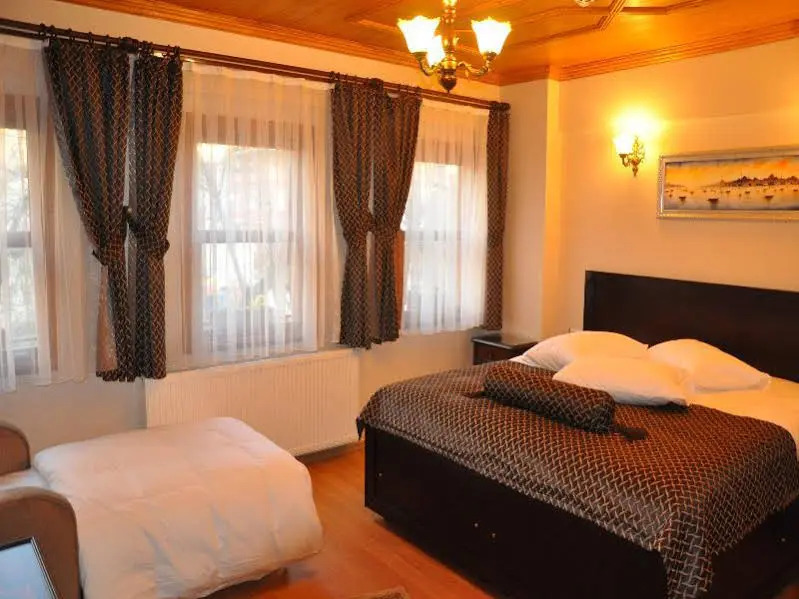 Fides Apartments