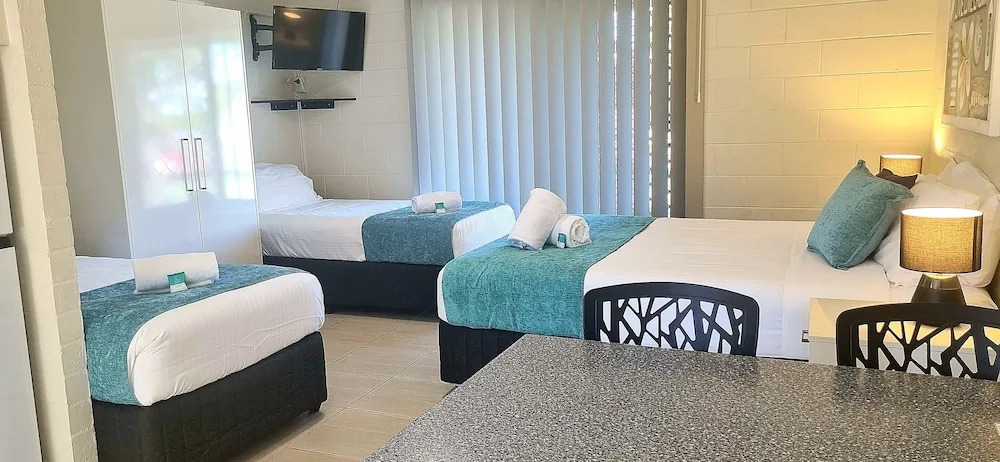 Golden Beach Holiday Park