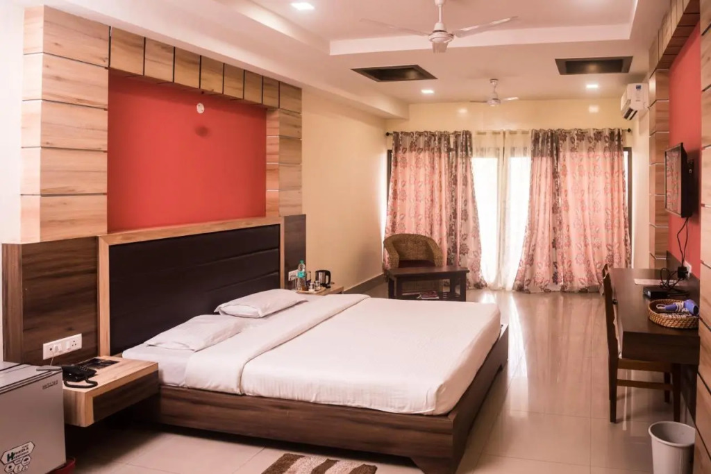 Hotel Aatreyee