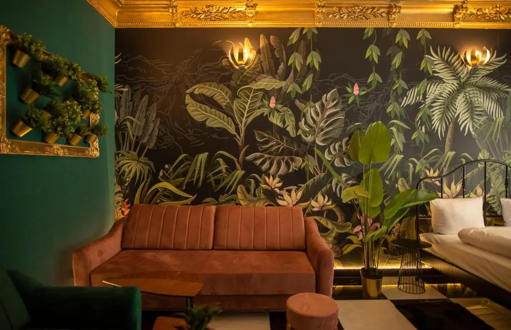 Jungle Apartments