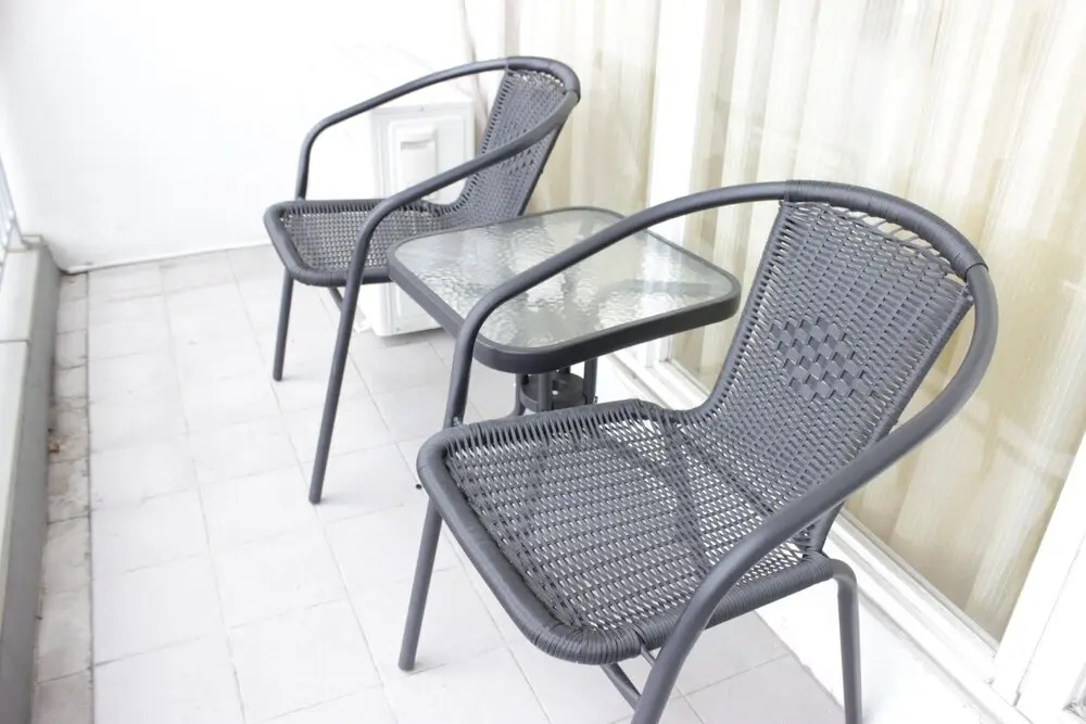 Cozy & Contemporary Studio at Galeri Ciumbuleuit 3 Apartment near Nara Park