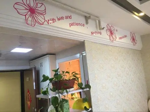 Manifeng Apartment Hotel