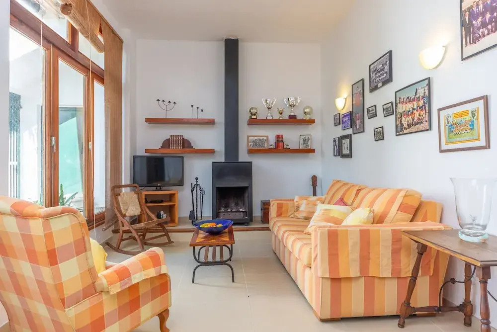 Can Mir in Mallorca With 4 Bedrooms and 3 Bathrooms