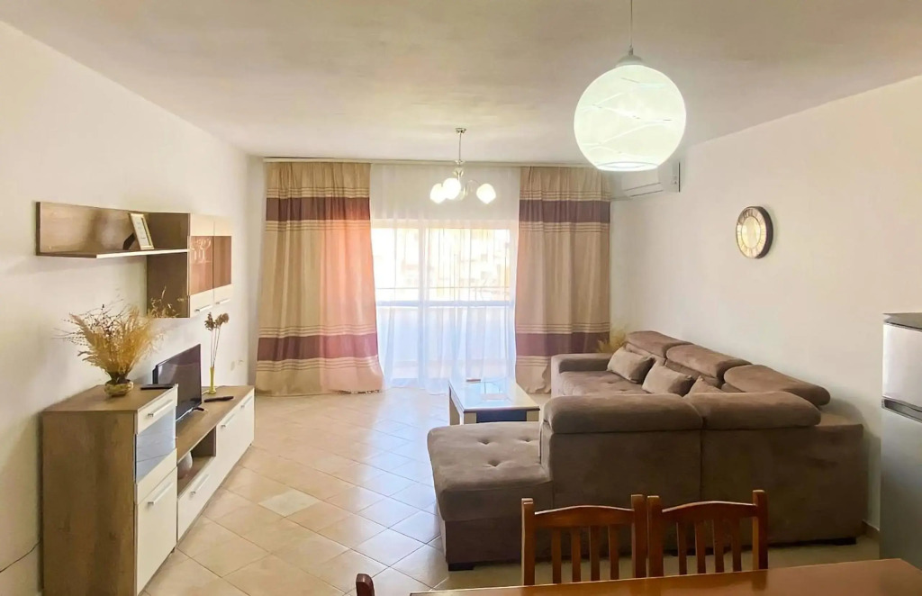 Aldo Apartment