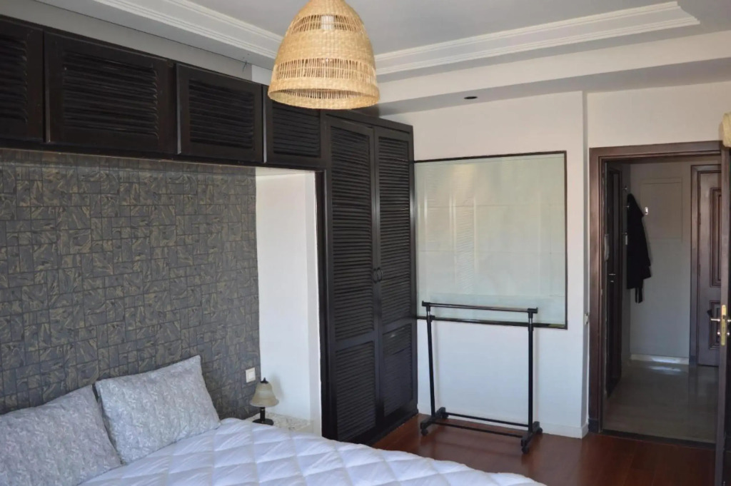 Bagatelle House