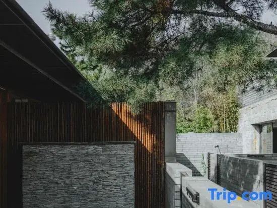 Junshan Yunyin Courtyard Tangquan Resort Hotel (Weihai Huancui Heji Branch)
