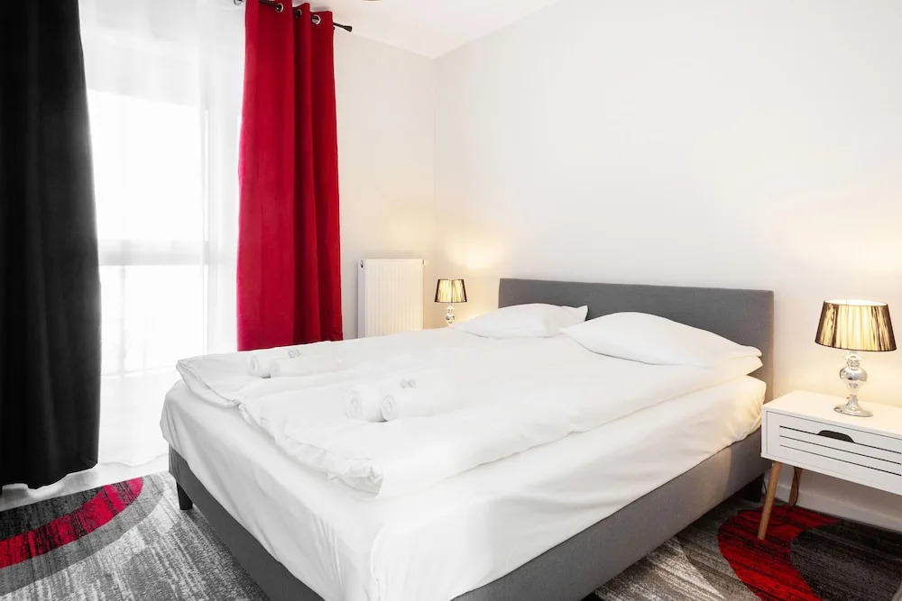 Apartments Rondo Wiatraczna by Noclegi Renters