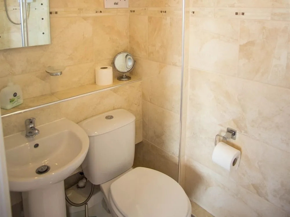 No 14 B&B