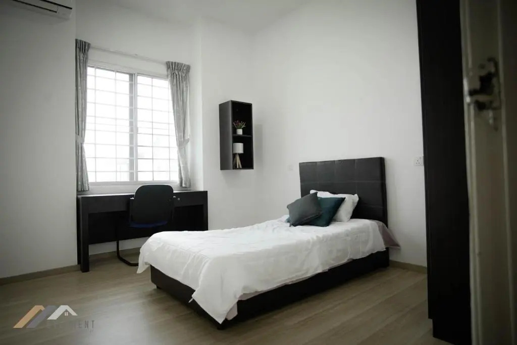 Curtin Waters Homestay by Evernent