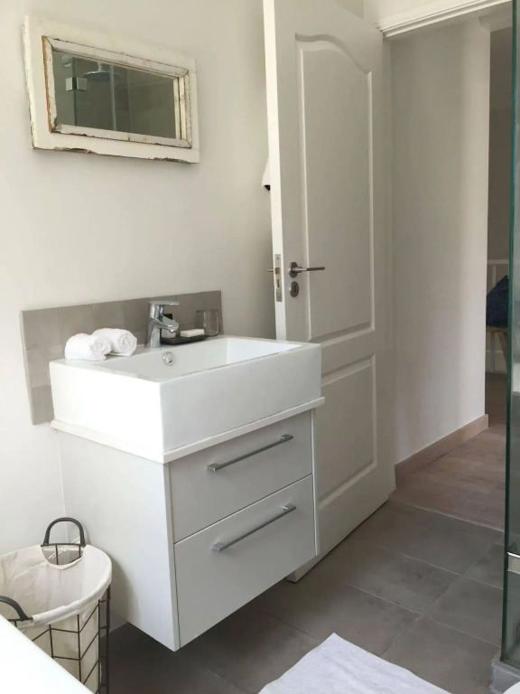 Cricklewood Place Luxury Holiday Homes