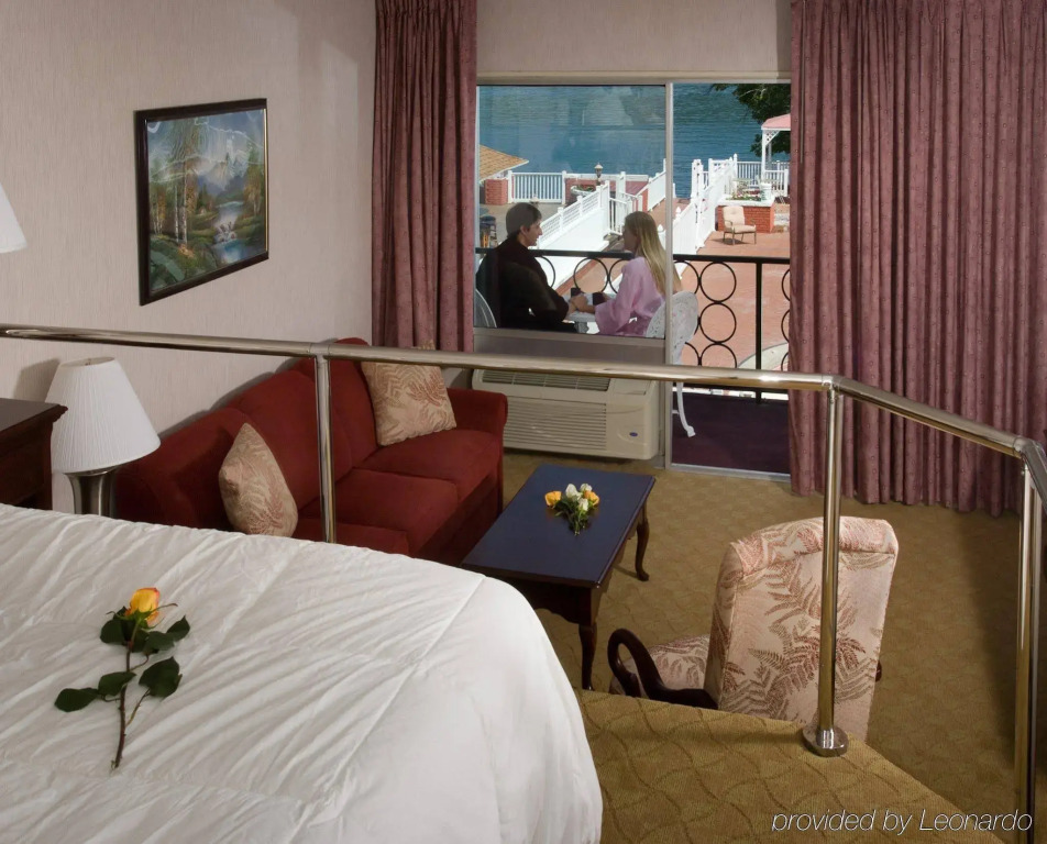 Georgian Lakeside Resort