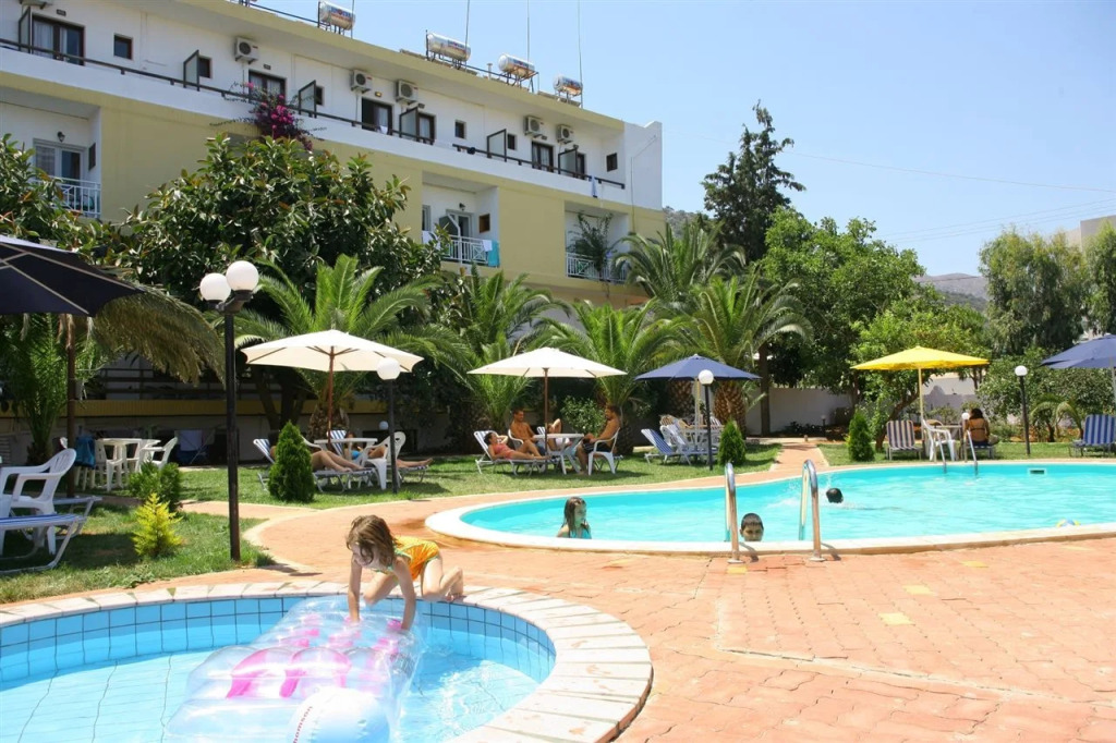 Harmony Hotel And Studios