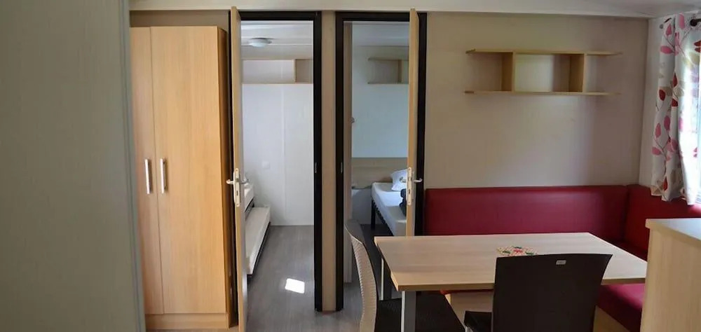 Camping L'évasion - Mobilhomes