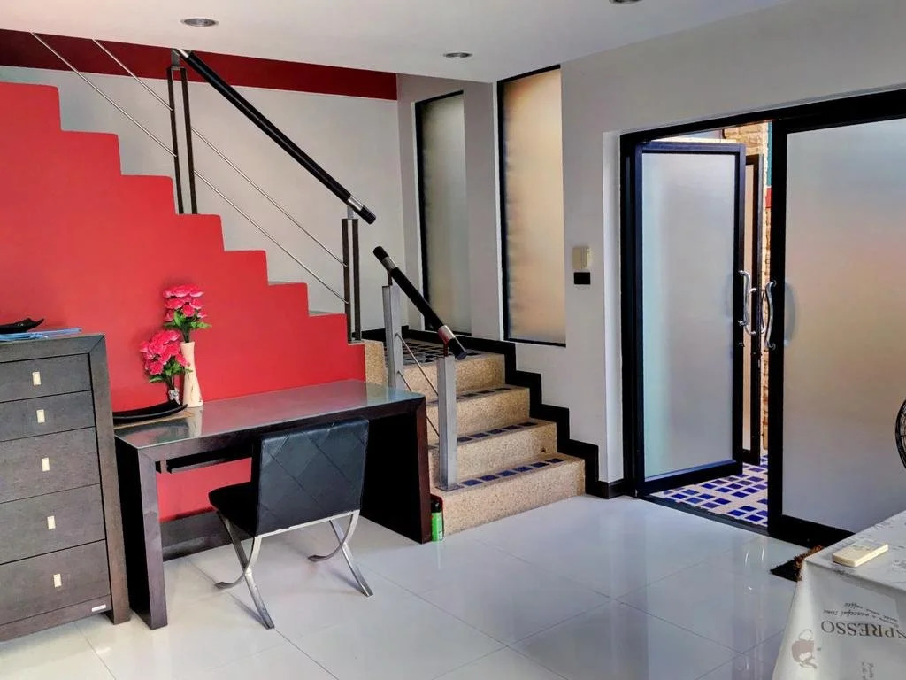 4poolvillas