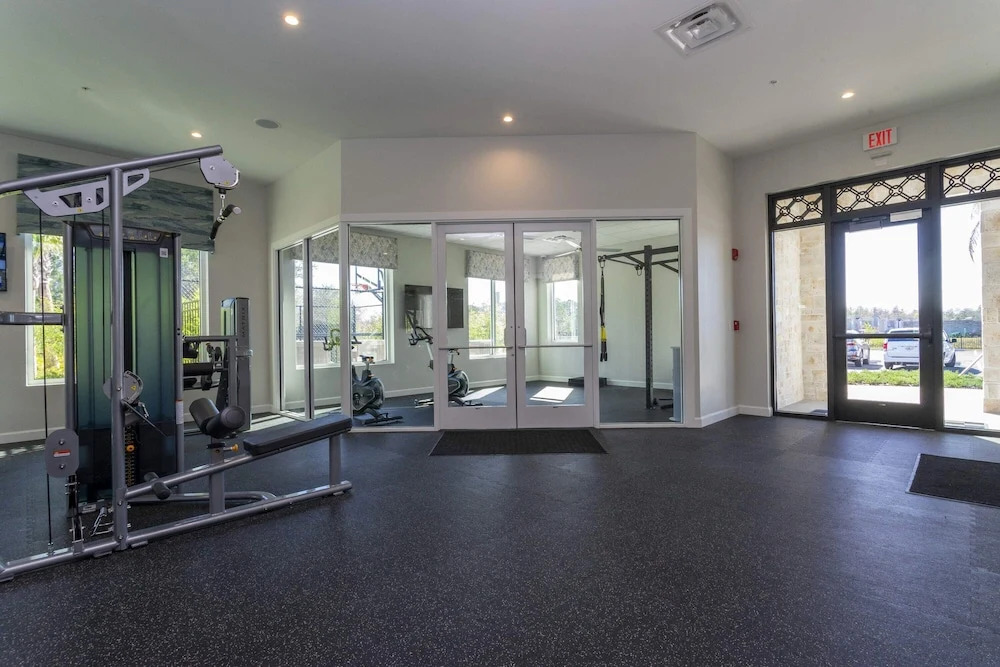 Fantastic 4 Bd W/ Pool @ Storey Lake Resort 2709