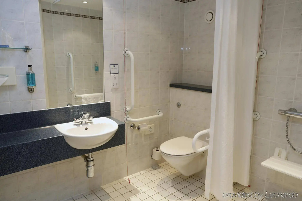 Holiday Inn Express Lichfield by IHG