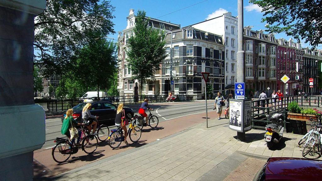 Weber Hotel 117