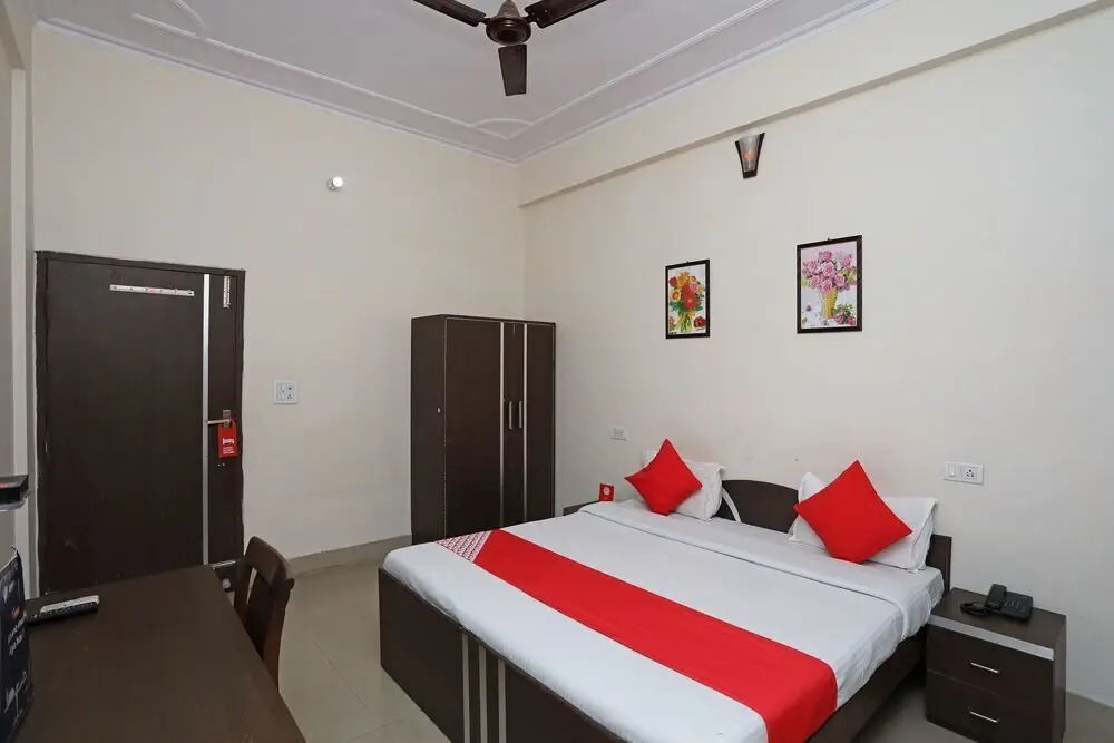 Moriya Palace By OYO Rooms