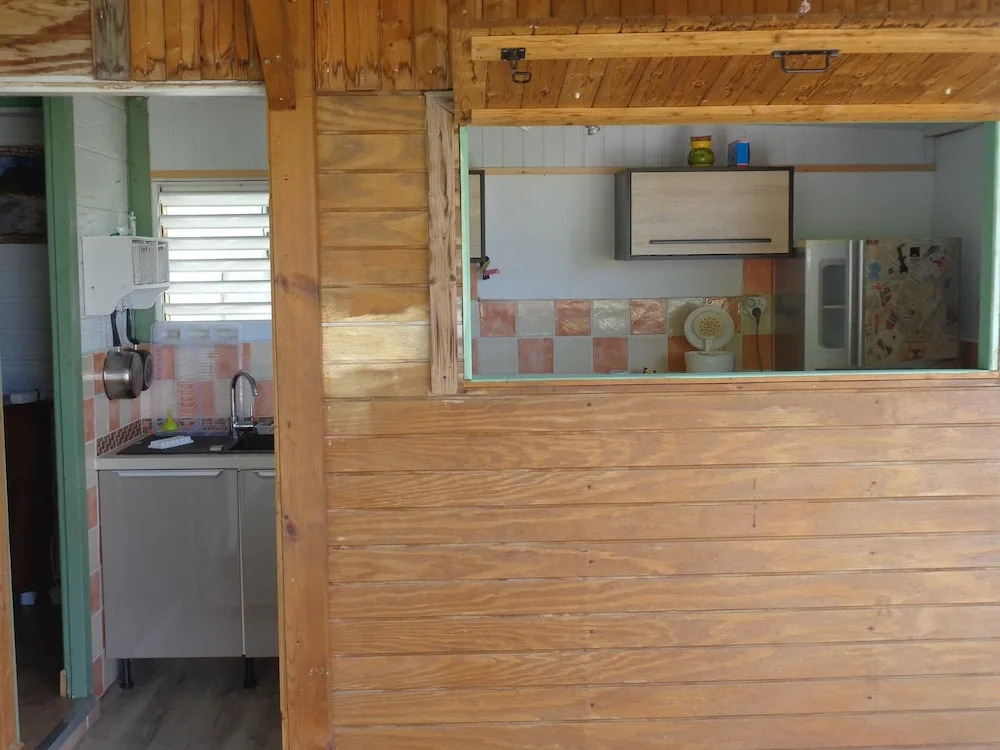 House With one Bedroom in Le Moule, With Pool Access, Furnished Garden