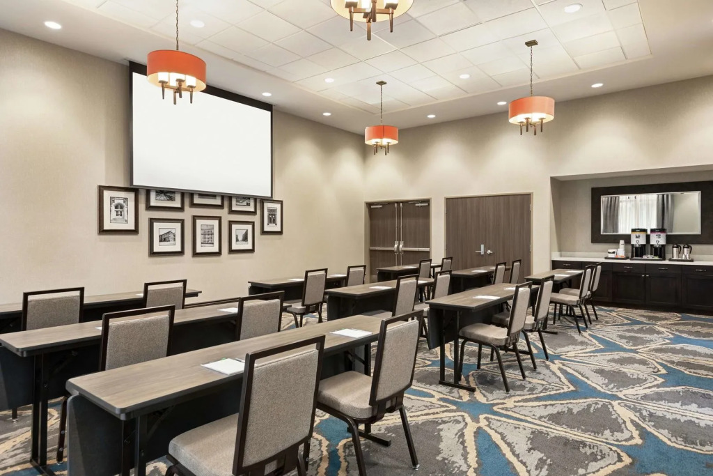 Hampton Inn Suites Kansas City Downtown Crossroads