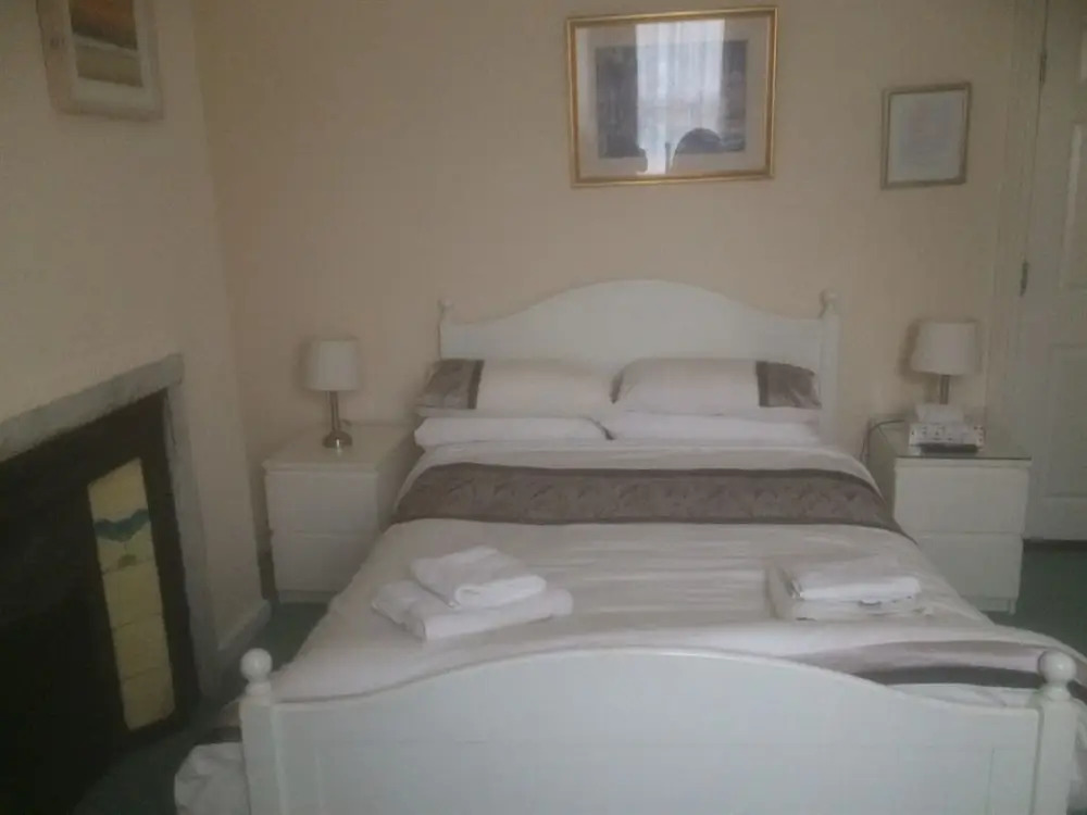 The Avenue GuestHouse