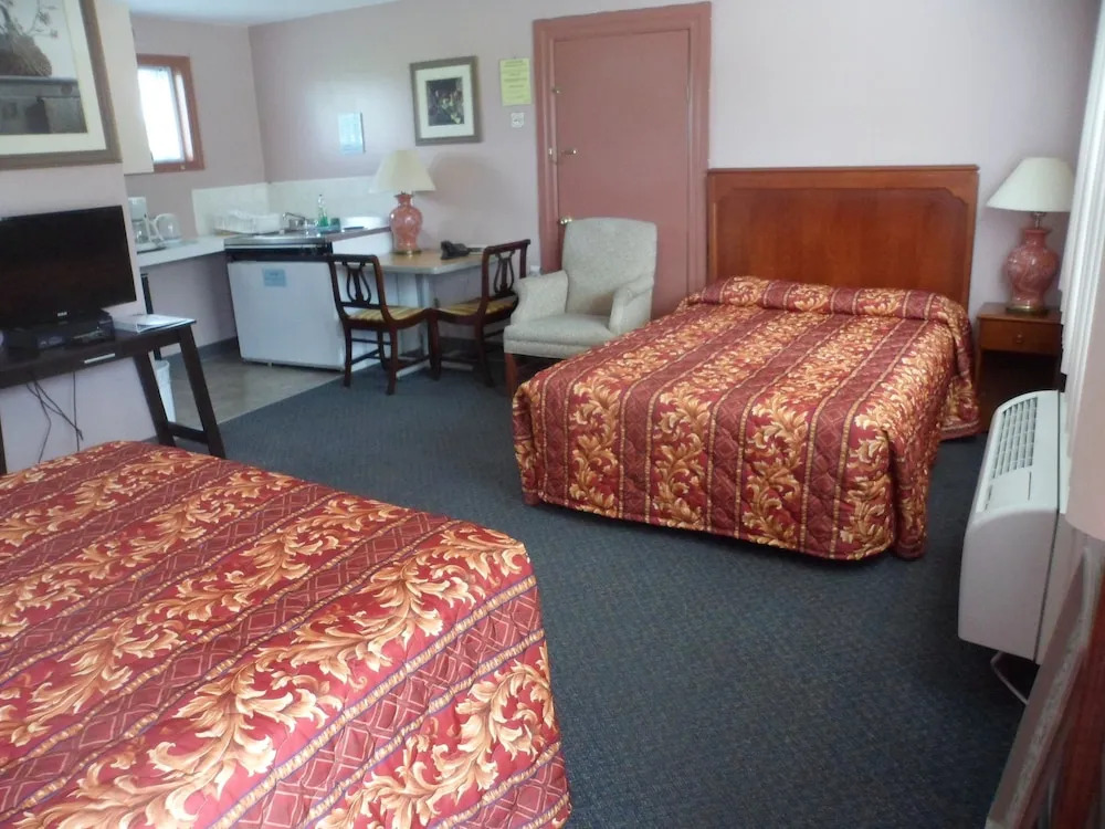 The Silver Birch Motel