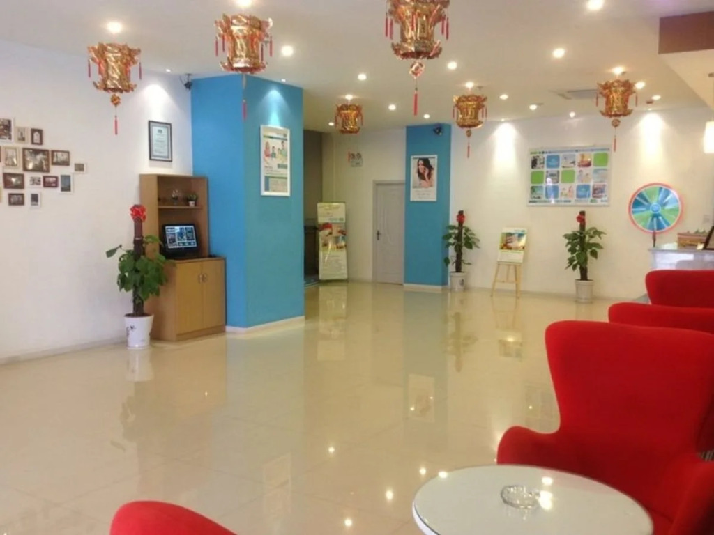 Huainan Xingting Fengshang Hotel Longhu Garden