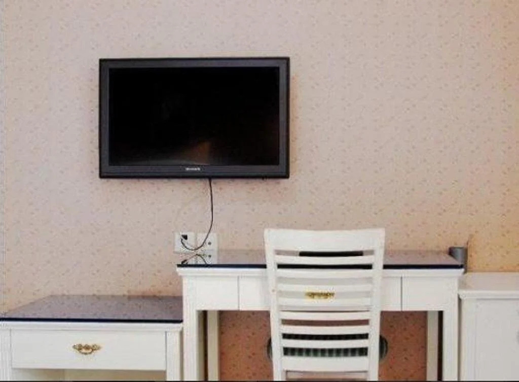 Baiyi Business Hotel