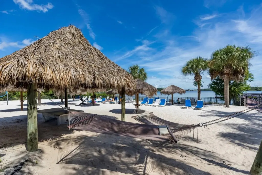 Bahama Bay third floor unit perfect location, Davenport, US