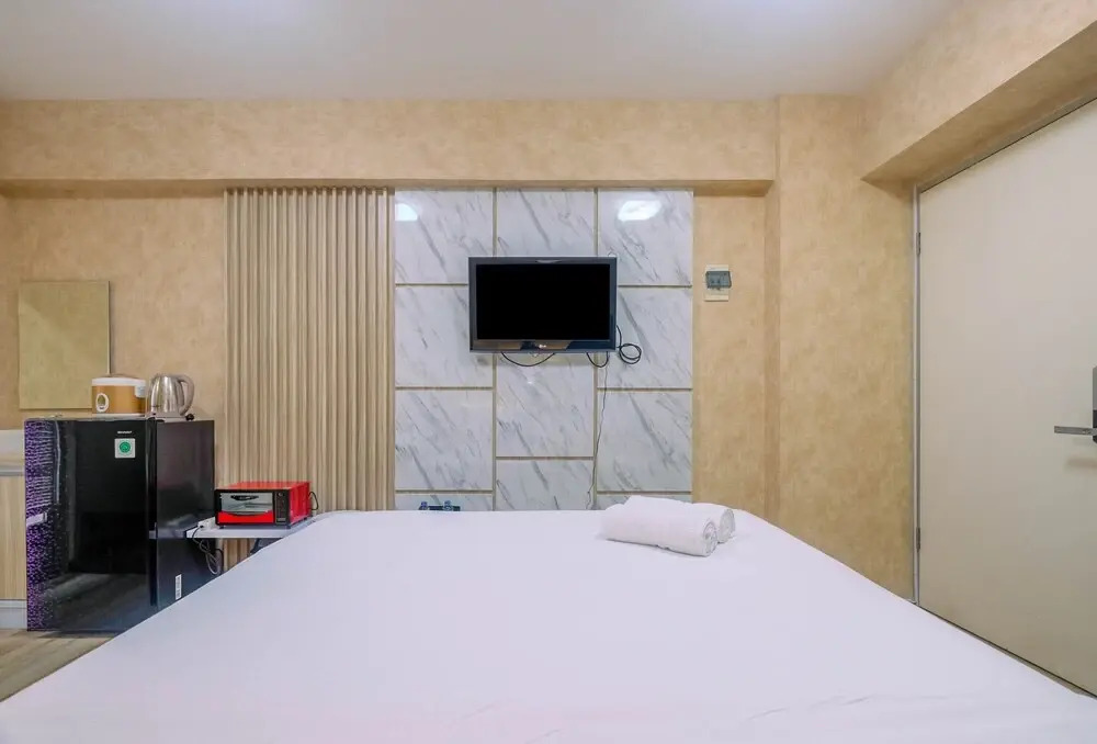 Best View Studio Apartment at Green Bay Pluit By Travelio