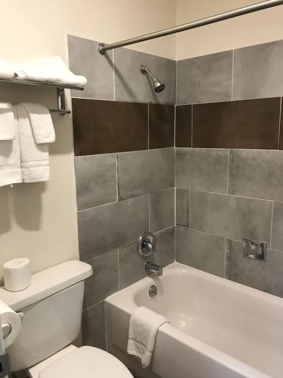 The Woodrose- NEWLY RENOVATED