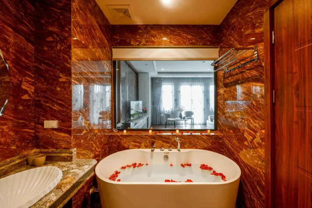 Hon Gai Hotel