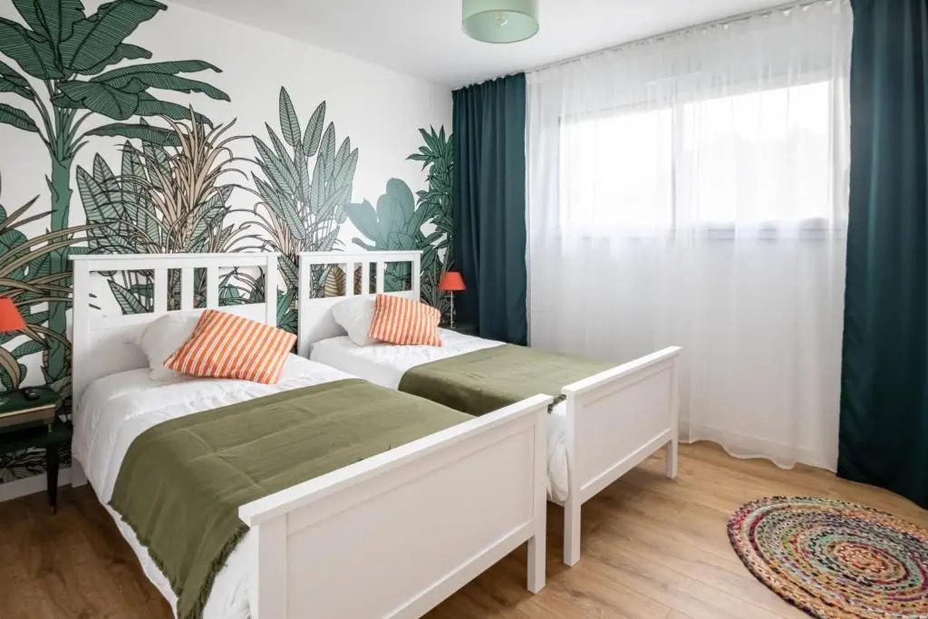 La Fee - jolie maison avec jardin - plage à 700 m