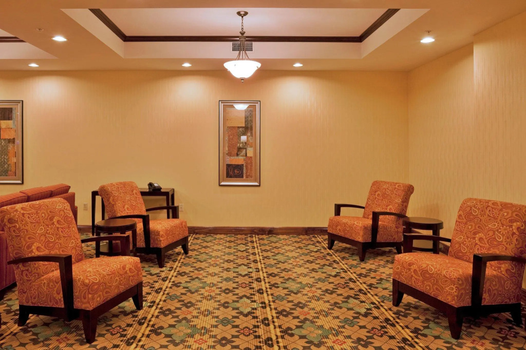 Holiday Inn Express Hotel & Suites Palm Bay by IHG