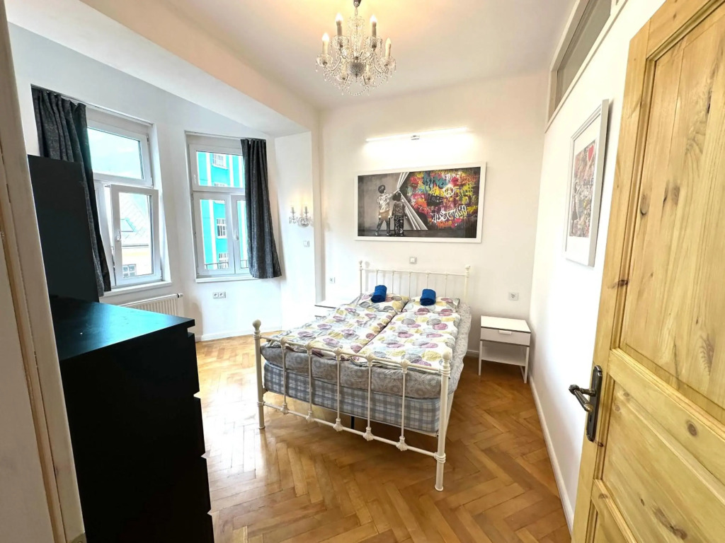 Karlin Balcony Apartment