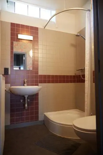 Sise B And B 4 Rooms