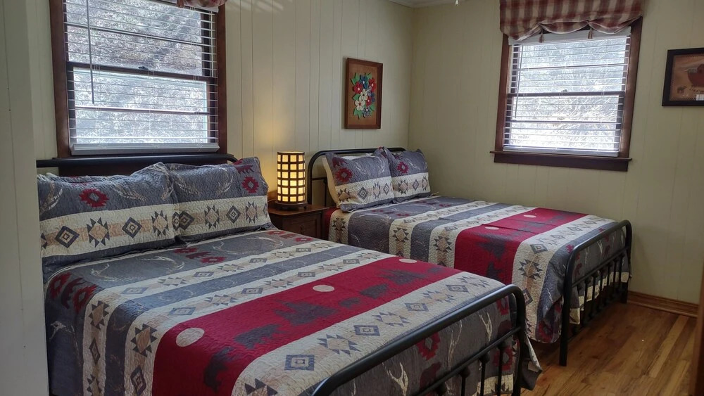 Cozy Creek Cottages